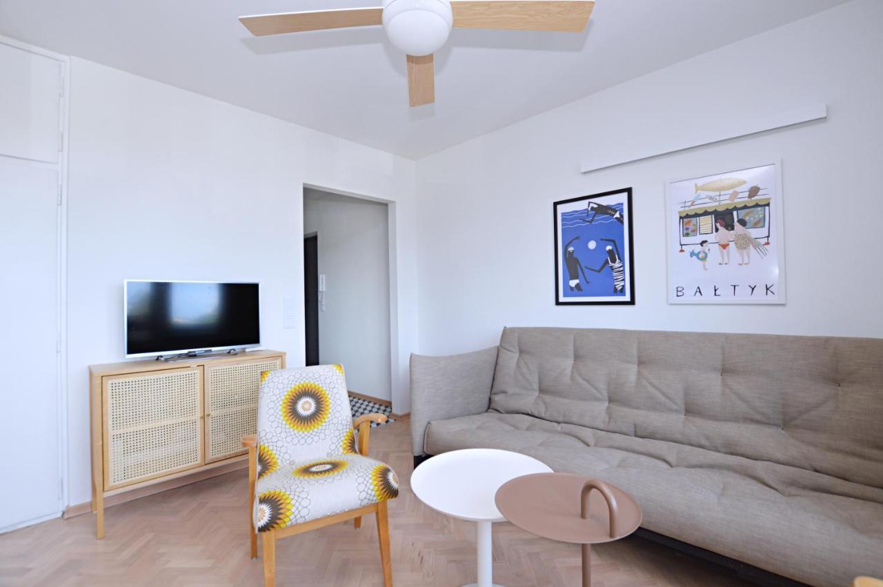 1965 Apartment